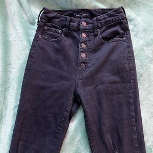 Cute black ripped jeans